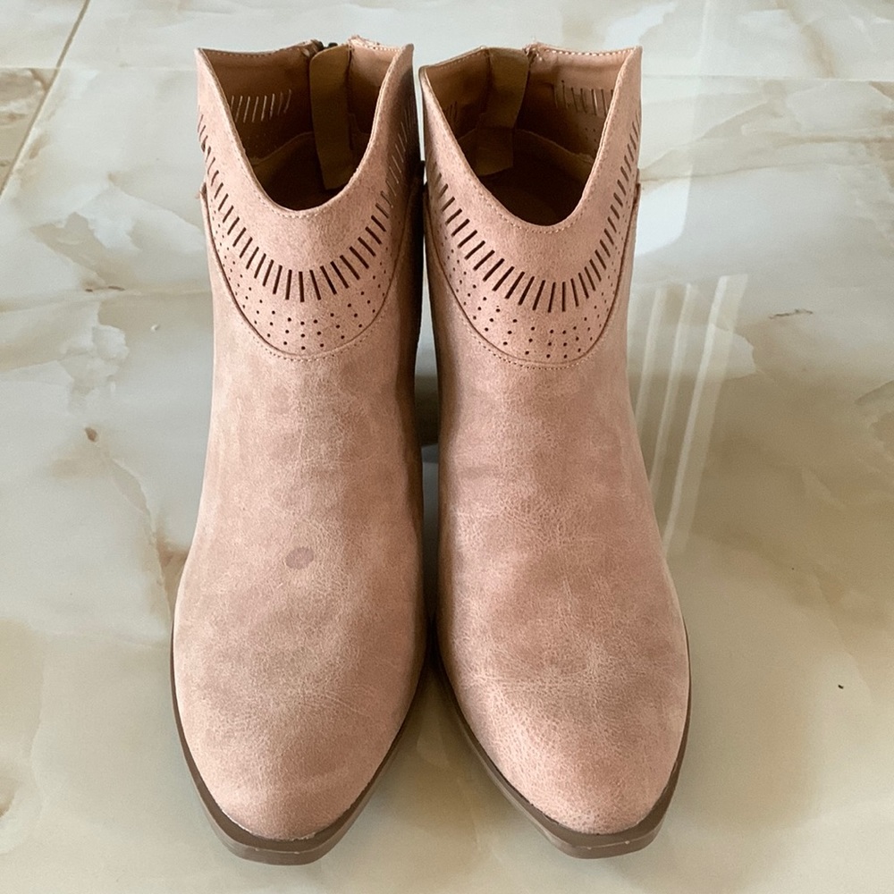 Qupid Bootie